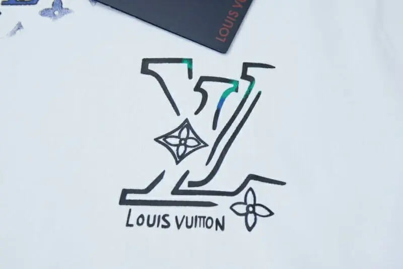 louis vuitton lv t-shirt manches courtes pour unisexe s_1241a163